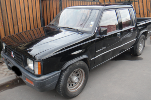 en una camioneta parecida a esta